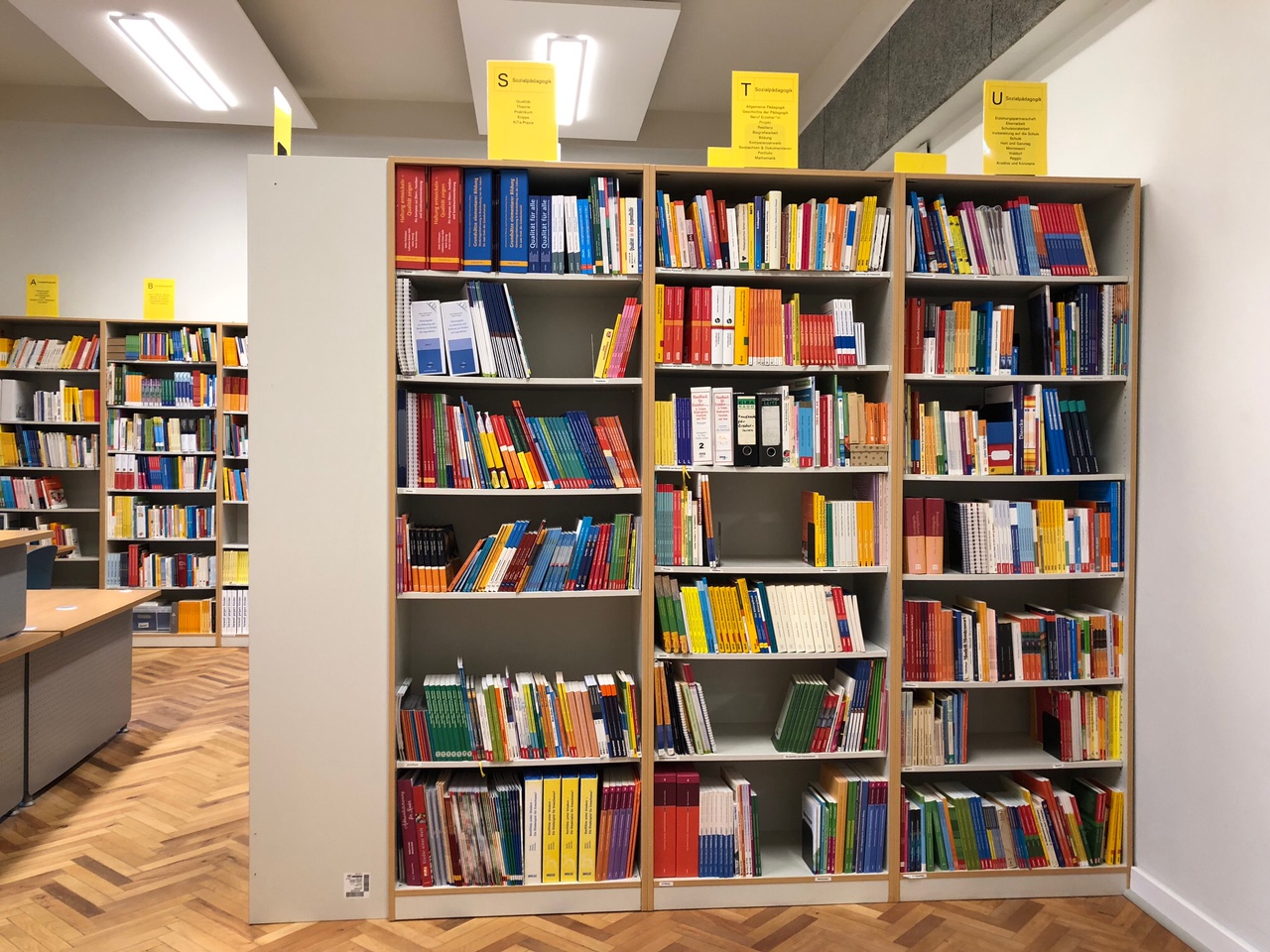 Fachbibliothek RBZ am Königsweg